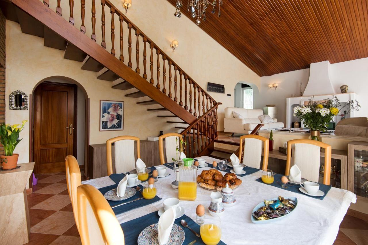 Villa Palm Beach Marina Benalmadena 3 Min Walking From The Sea מראה חיצוני תמונה